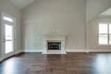 72 Fox - Photo 10