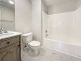 7216 Hidden Lake Dr - Photo 15