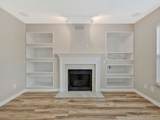 5490 Escalade Dr - Photo 14