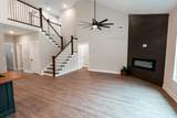 3007 Stonehorn Dr - Photo 2