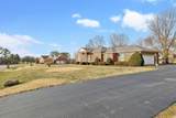 1003 Claremont Dr - Photo 3