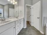 724 Mitscher Dr - Photo 7