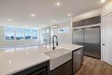 1608 Boxwood Dr - Photo 2