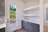 1608 Boxwood Dr - Photo 4