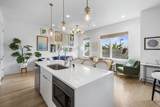 1035 Scovel St - Photo 3