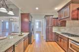 3235 Mecklenburg Dr - Photo 19