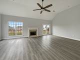 3007 Manchester Dr - Photo 2