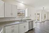1121 Holt Hills Pl - Photo 10