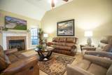 122 Parkland Cir - Photo 2