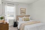 1645 Links Dr - Photo 4