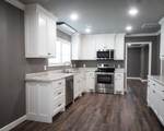 318 Pulaski St - Photo 4