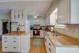 1012 Lakeview Cir - Photo 13