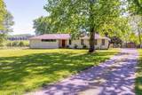 1012 Lakeview Cir - Photo 3