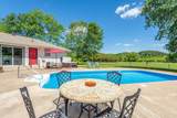 1012 Lakeview Cir - Photo 6