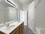 3023 Cliffside Dr - Photo 15