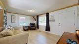 1106 Windsor Cir - Photo 6