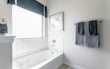 7212 Fairlawn Dr - Photo 15