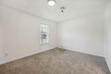 200 Slayton Dr - Photo 17
