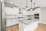 2109 Boxwood Cir - Photo 6