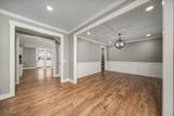 2109 Boxwood Cir - Photo 8