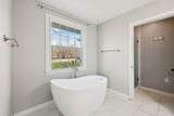 105 Mcarthur Dr - Photo 6