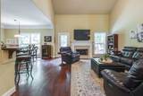 1558 Red Oak Ln - Photo 9