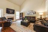 1558 Red Oak Ln - Photo 10