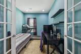 2424 Parkwood Dr - Photo 3