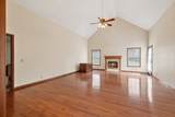 2243 Rock Springs Rd - Photo 21