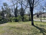 1521 Riverside Dr - Photo 2