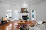 704 Richards Dr - Photo 9