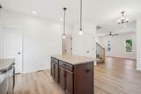 1425 Isaiah Dr - Photo 11