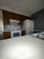 822 Iris Ln - Photo 4
