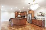 990 Wyndham Dr - Photo 15