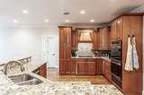 990 Wyndham Dr - Photo 16