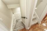 990 Wyndham Dr - Photo 41