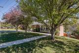 6004 Hawkdale Dr - Photo 3