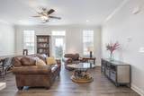 836 Goswell Dr - Photo 1