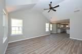 121 Saratoga Dr - Photo 2