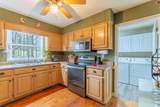 403 Oakwood Dr - Photo 11