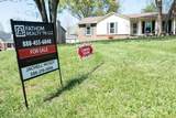 2070 Roxbury Ln - Photo 2