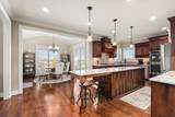 715 Farmington Dr - Photo 16
