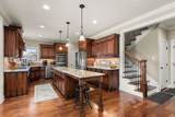 715 Farmington Dr - Photo 17