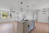 2110 Scott Ave - Photo 4