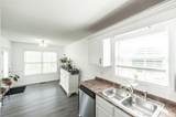 1037 Periwinkle Pl - Photo 15