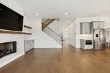 112 Shadow Springs Dr - Photo 14