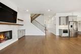 112 Shadow Springs Dr - Photo 15