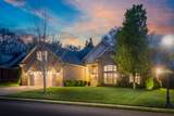 934 Willow Cir - Photo 1