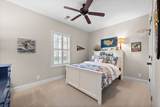 934 Willow Cir - Photo 22