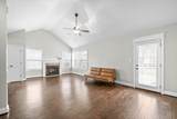 1027 Sunrise Dr - Photo 3